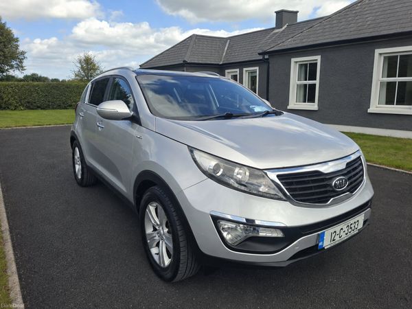 Kia Sportage SUV, Diesel, 2012, Silver