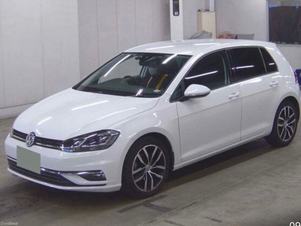 Volkswagen Golf Hatchback, Petrol, 2018, White
