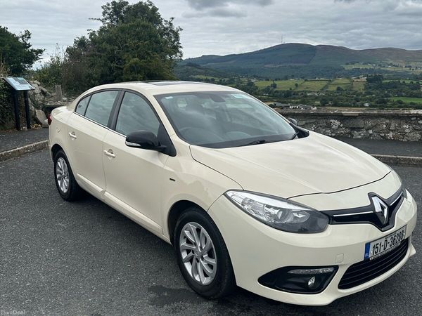 Renault Fluence Saloon, Diesel, 2015, Yellow