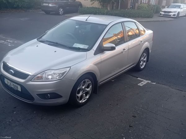 Ford Focus Saloon, Diesel, 2011, Silver