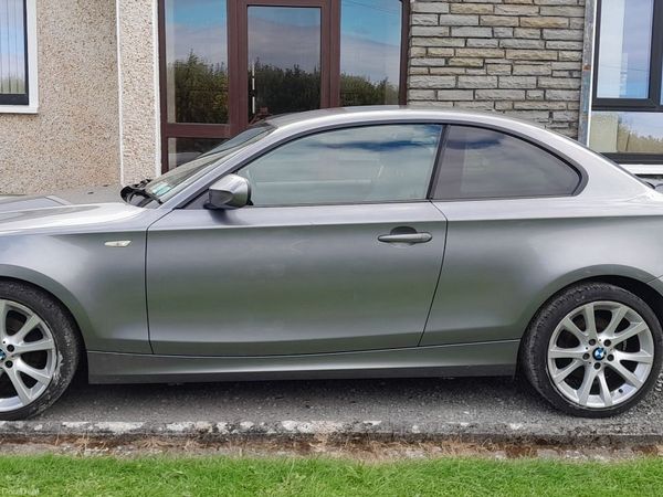 BMW 1-Series Coupe, Diesel, 2011, Grey