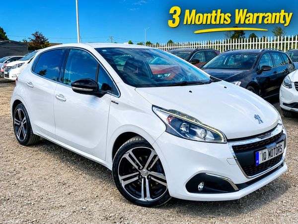 Peugeot 208 Hatchback, Petrol, 2017, White