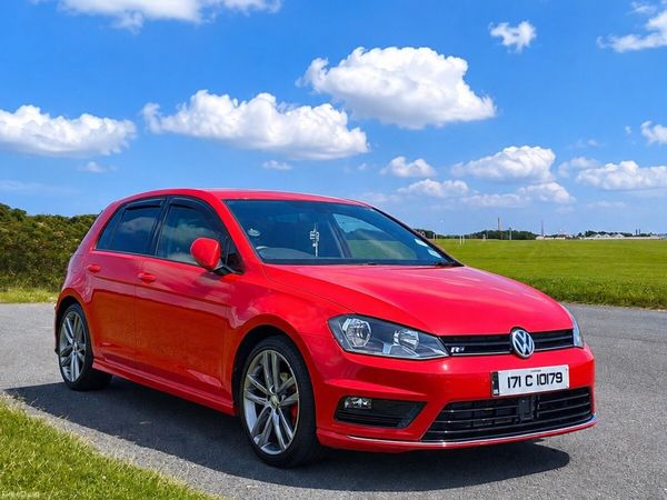 Volkswagen Golf Estate, Petrol, 2017, Red