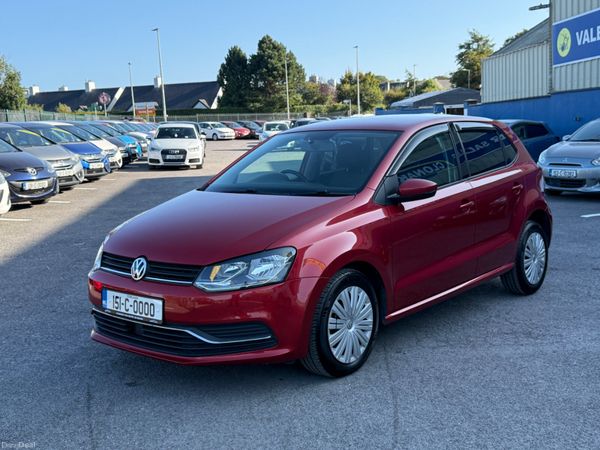 Volkswagen Polo Hatchback, Petrol, 2015, Red