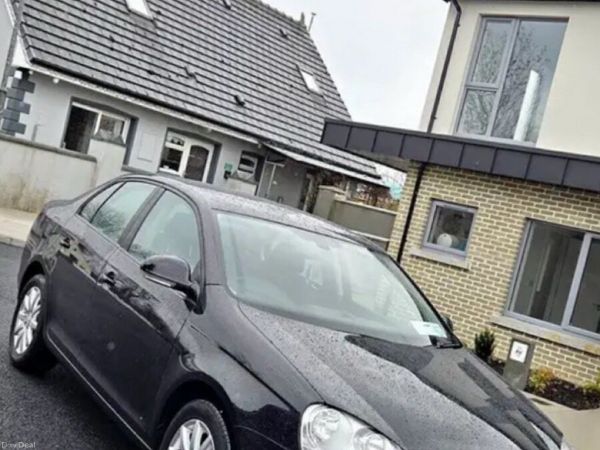 Volkswagen Jetta Saloon, Diesel, 2010, Black