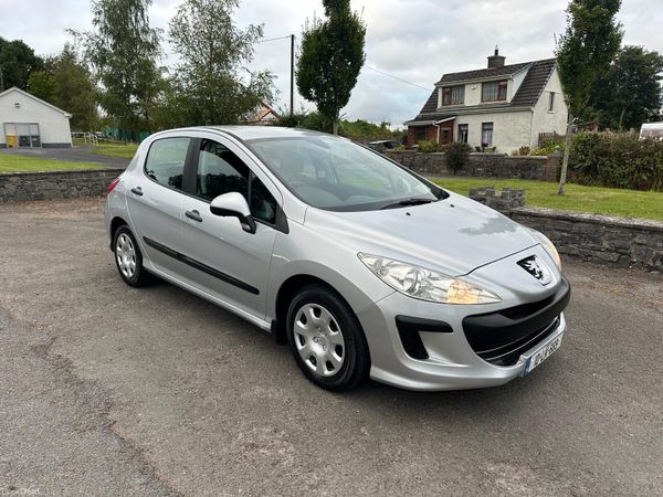 Peugeot 308 Hatchback, Diesel, 2010, Grey