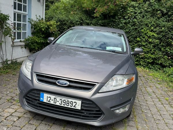 Ford Mondeo Saloon, Diesel, 2012, Brown