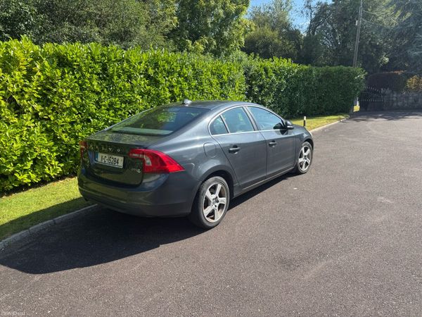 Volvo S60 Saloon, Diesel, 2011, Grey