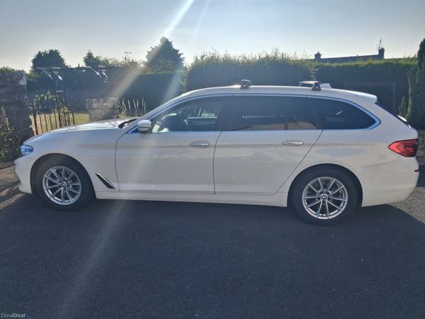 BMW 5-Series Estate, Diesel, 2018, White