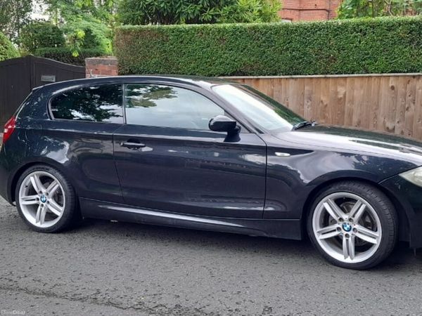 BMW 1-Series Hatchback, Petrol, 2007, Black