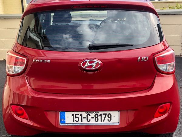 Hyundai i10 Hatchback, Petrol, 2015, Red