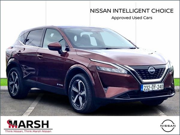 Nissan Qashqai MPV, Petrol Hybrid, 2023, Red
