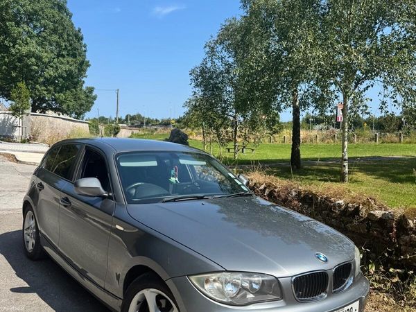 BMW 1-Series Hatchback, Diesel, 2010, Grey