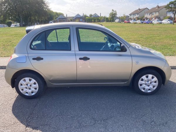Nissan Micra Hatchback, Petrol, 2005, Gold