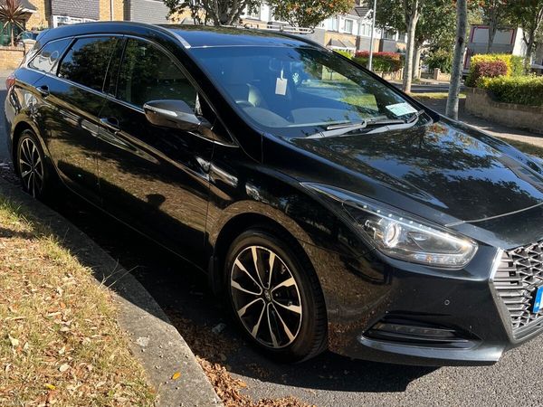 Hyundai i40 Estate/Jeep, Diesel, 2019, Black