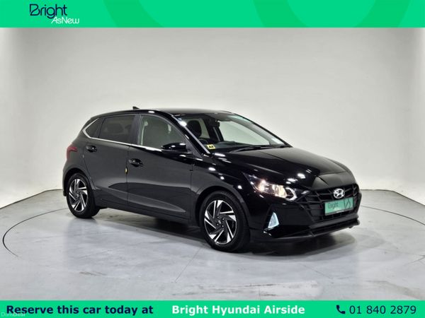 Hyundai i20 Hatchback, Petrol, 2023, Black
