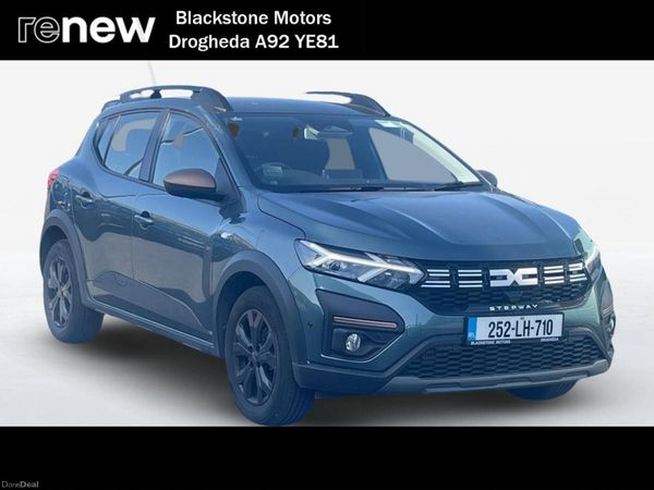 Dacia Sandero Stepway Hatchback, Petrol, 2025, Green