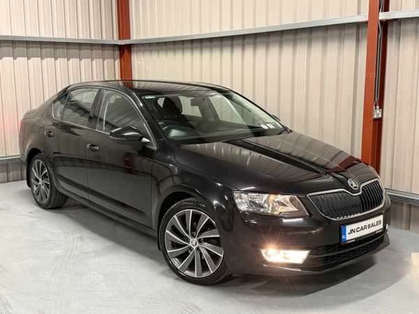 Skoda Octavia Saloon, Diesel, 2017, Black