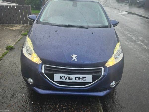 Peugeot 208 Hatchback, Diesel, 2015, Blue