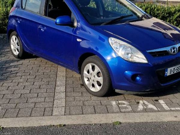 Hyundai i20 Hatchback, Diesel, 2011, Blue