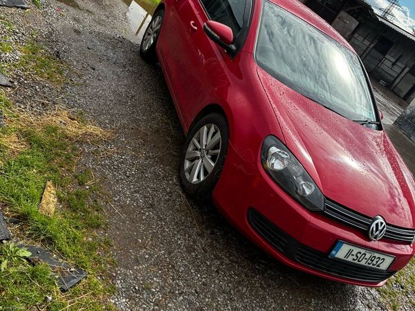 Volkswagen Golf Hatchback, Diesel, 2011, Red
