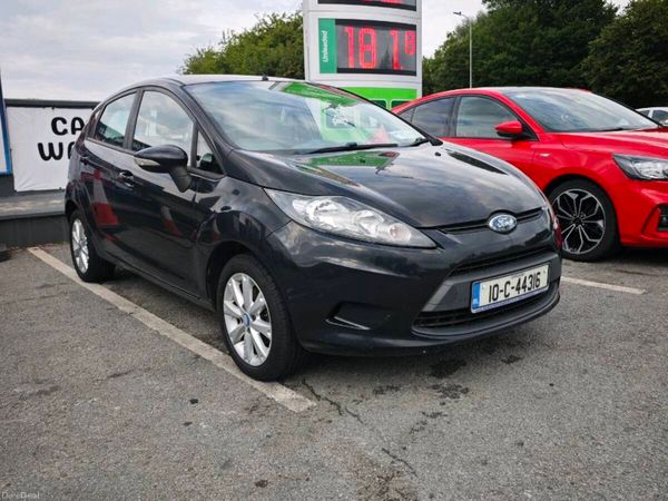 Ford Fiesta Hatchback, Diesel, 2010, Black