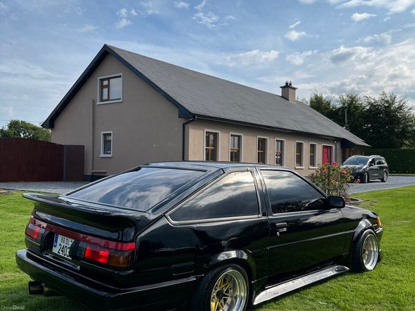 Toyota Corolla Hatchback, Petrol, 1986, Black