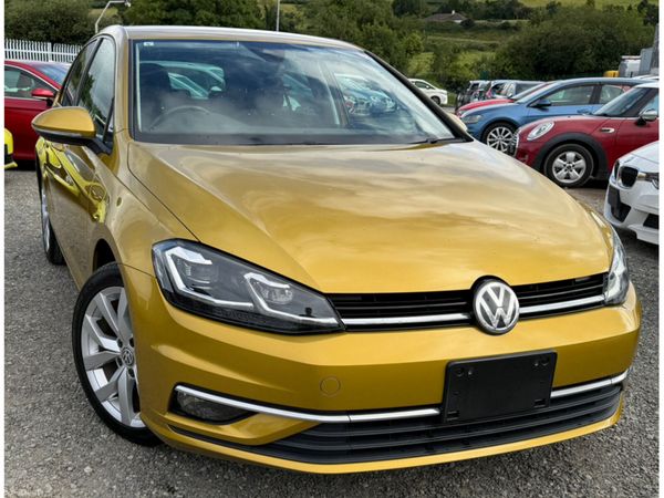 Volkswagen Golf Hatchback, Petrol, 2017, Gold
