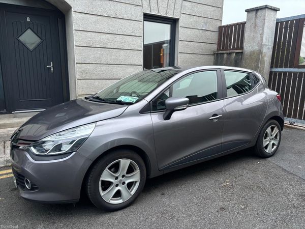 Renault Clio Hatchback, Petrol, 2015, Grey