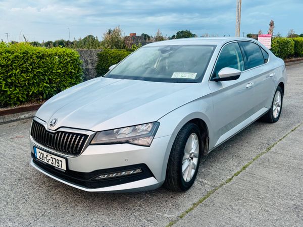 Skoda Superb Hatchback, Diesel, 2022, Silver