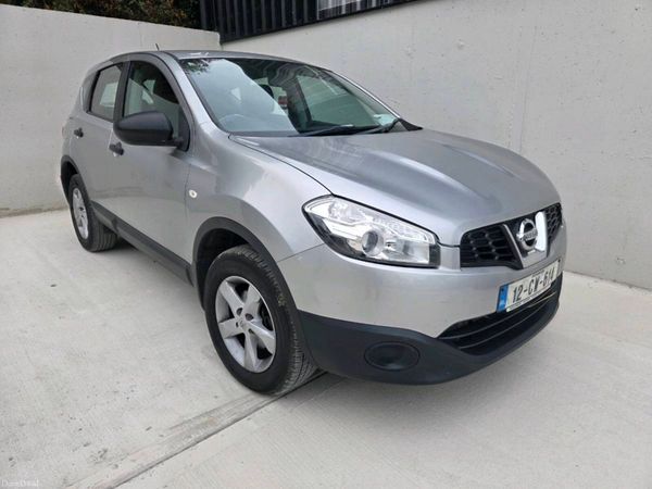 Nissan Qashqai Estate/Jeep, Diesel, 2012, Silver