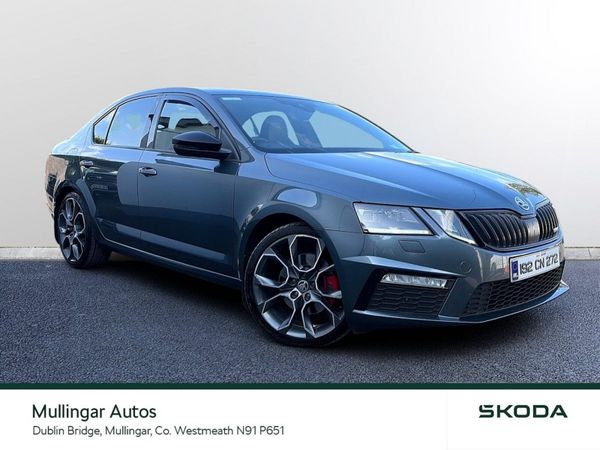 Skoda Octavia Saloon, Diesel, 2019, Grey