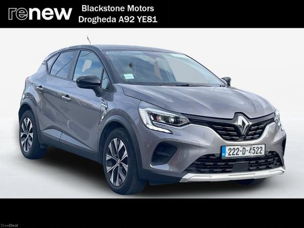 Renault Captur Hatchback, Petrol, 2022, Grey