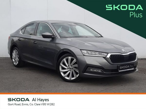 Skoda Octavia Saloon, Petrol, 2023, Grey