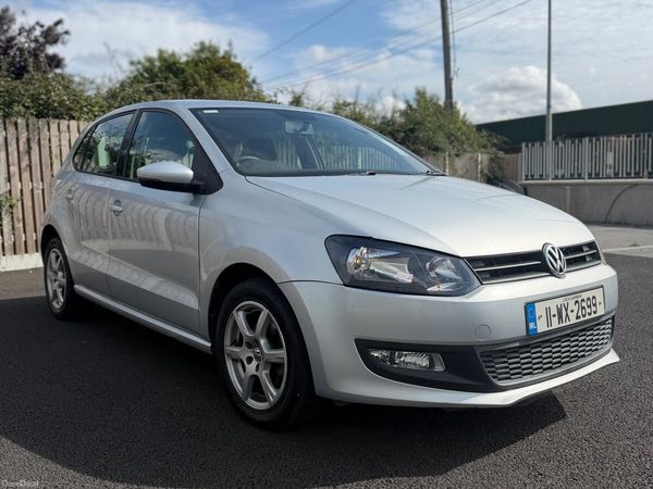 Volkswagen Polo Hatchback, Petrol, 2011, Silver