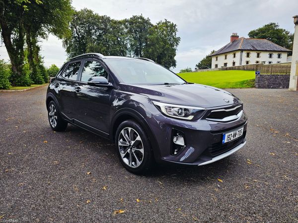 Kia Stonic Estate/Jeep, Petrol, 2019, Grey
