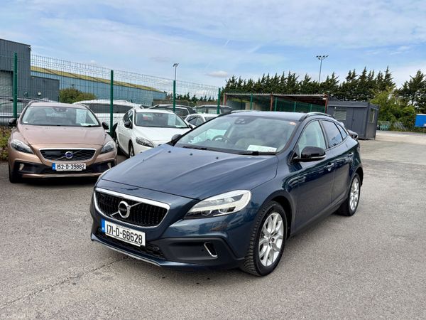 Volvo V40 Hatchback, Diesel, 2017, Grey