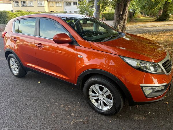 Kia Sportage SUV, Diesel, 2013, Orange
