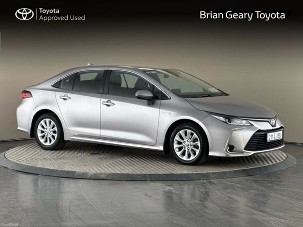 Toyota Corolla Saloon, Petrol Hybrid, 2021, Grey
