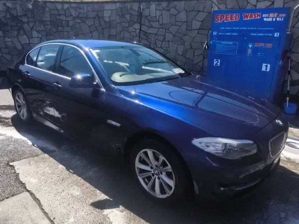 BMW 5-Series Saloon, Diesel, 2011, Blue