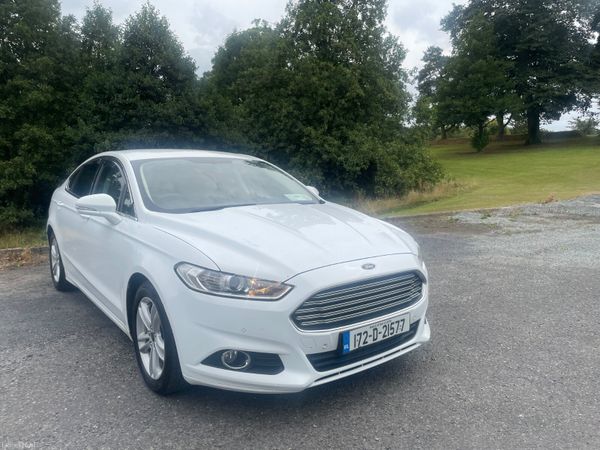 Ford Mondeo Hatchback, Diesel, 2017, White