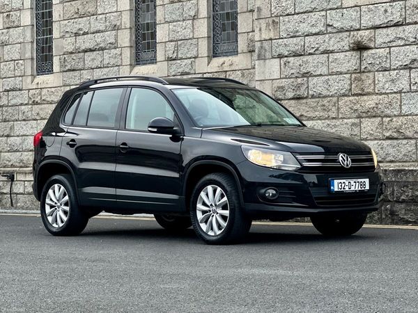 Volkswagen Tiguan SUV, Diesel, 2013, Black