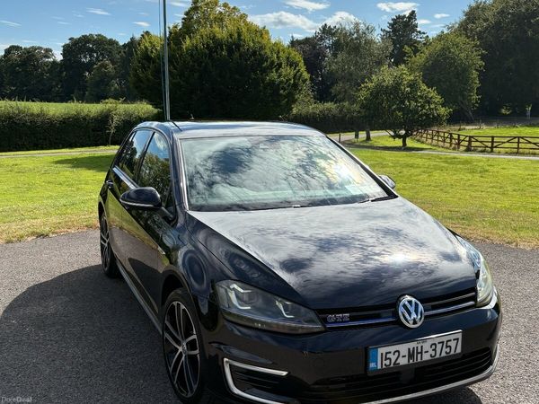 Volkswagen Golf Hatchback, Petrol Plug-in Hybrid, 2015, Black
