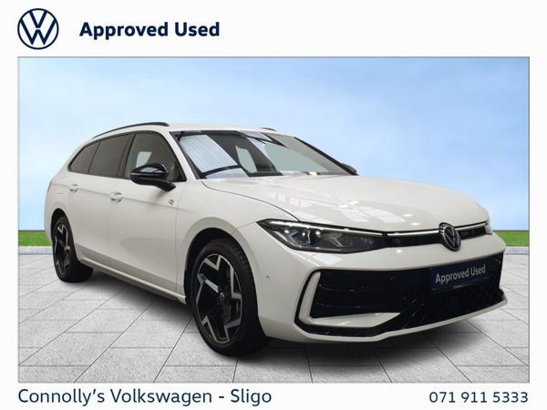 Volkswagen Passat Estate, Petrol Hybrid, 2025, White