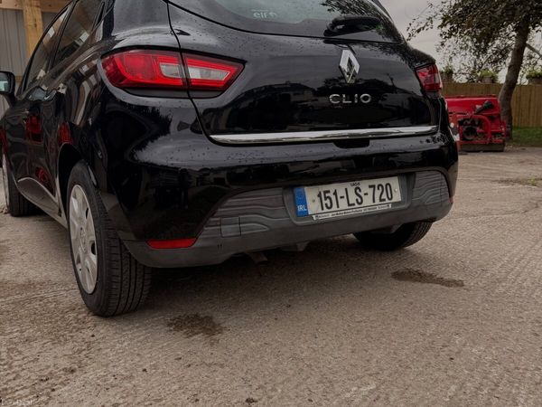 Renault Clio Hatchback, Petrol, 2015, Black