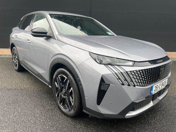 Peugeot 3008 MPV, Petrol, 2025, Grey