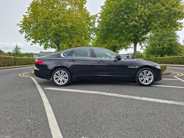 Jaguar XF Saloon, Diesel, 2017, Black