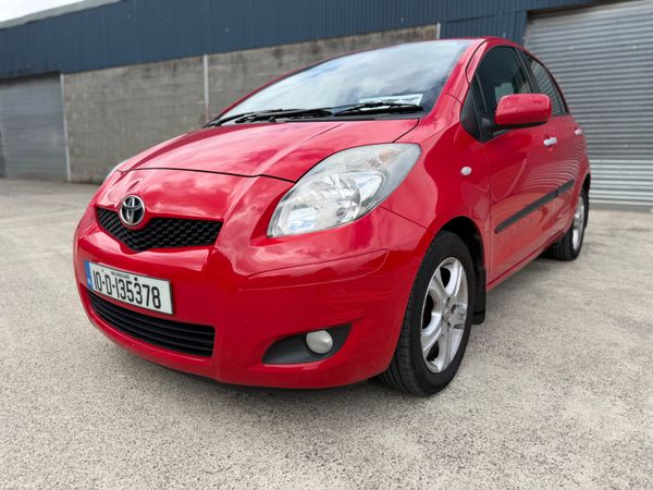 Toyota Yaris Hatchback, Petrol, 2010, Red