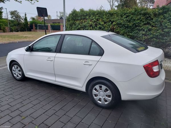 Skoda Rapid Saloon, Petrol, 2016, White
