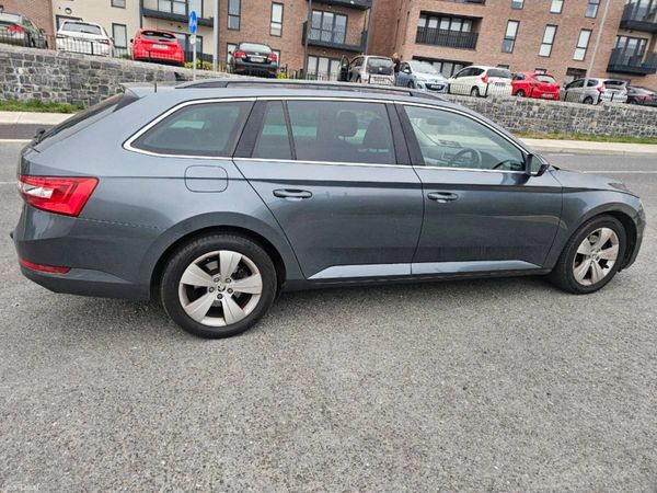 Skoda Superb Estate, Diesel, 2016, Grey